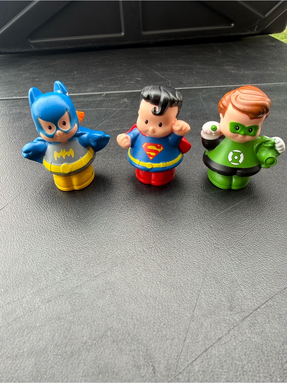 Lot Of 3 Fisher-Price LittlePeople DC SuperFriends Batgirl,GreenLantern,Superman